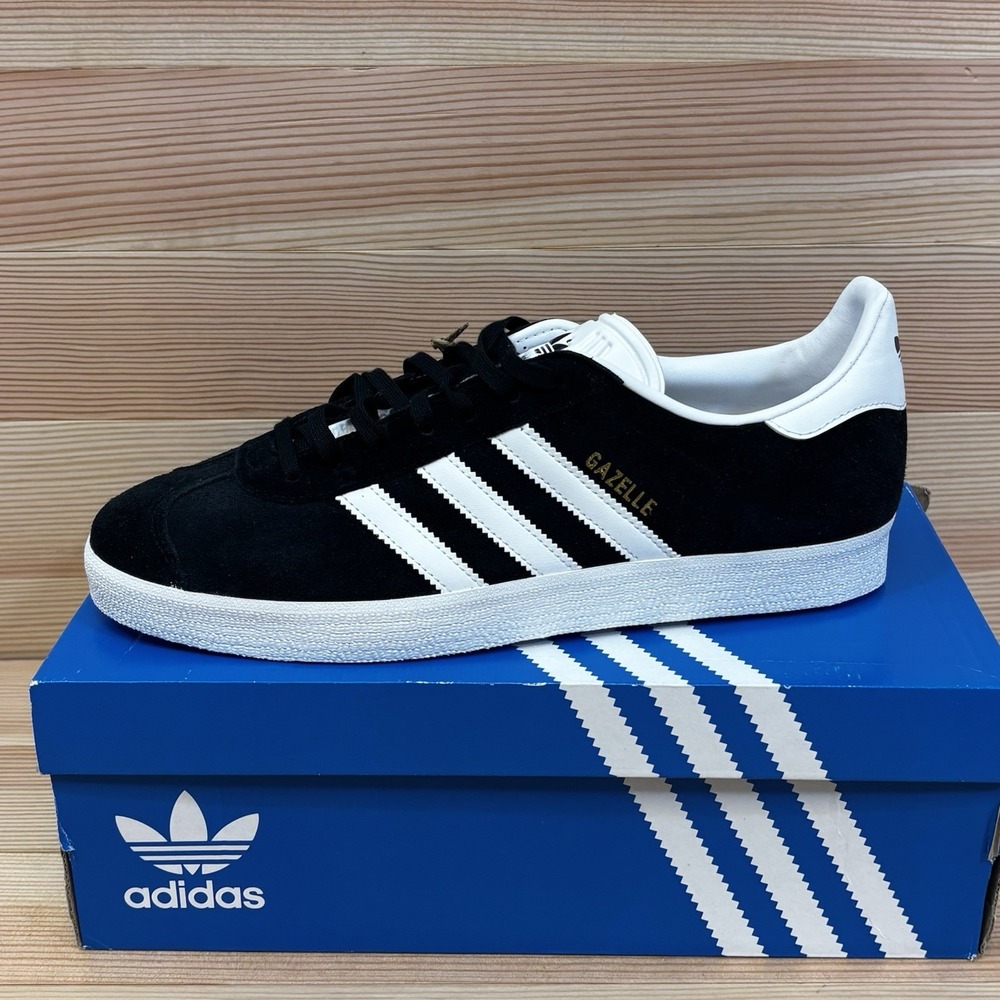 Adidas Gazelle Core Black Mens Sz 10.5 Low Top‎ Sneakers   (BB5476)